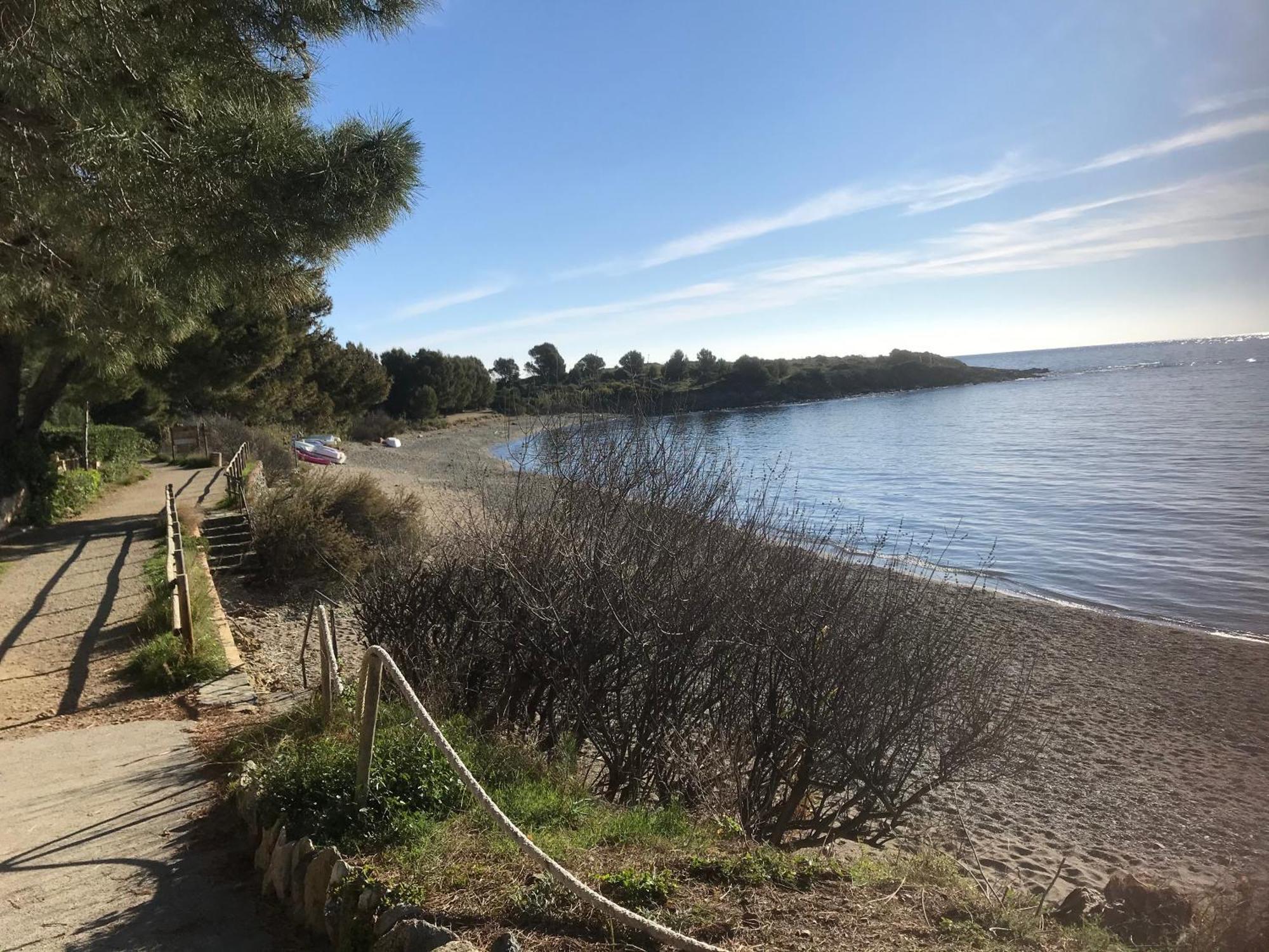 Stunning Sea Views From Luxury 4 Bed Apartment Close To Beach At Cap Ras Llança Eksteriør billede